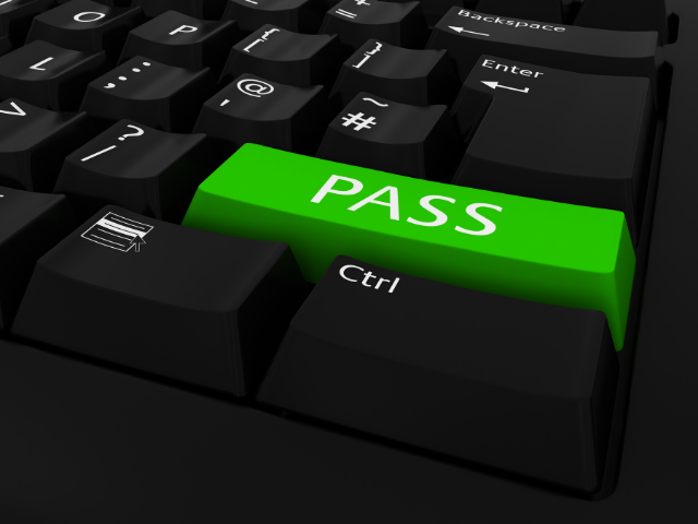 Falsi green pass: un’app li smaschera