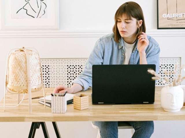 Donne e cultura finanziaria: una guida online, “Conoscere per proteggersi”